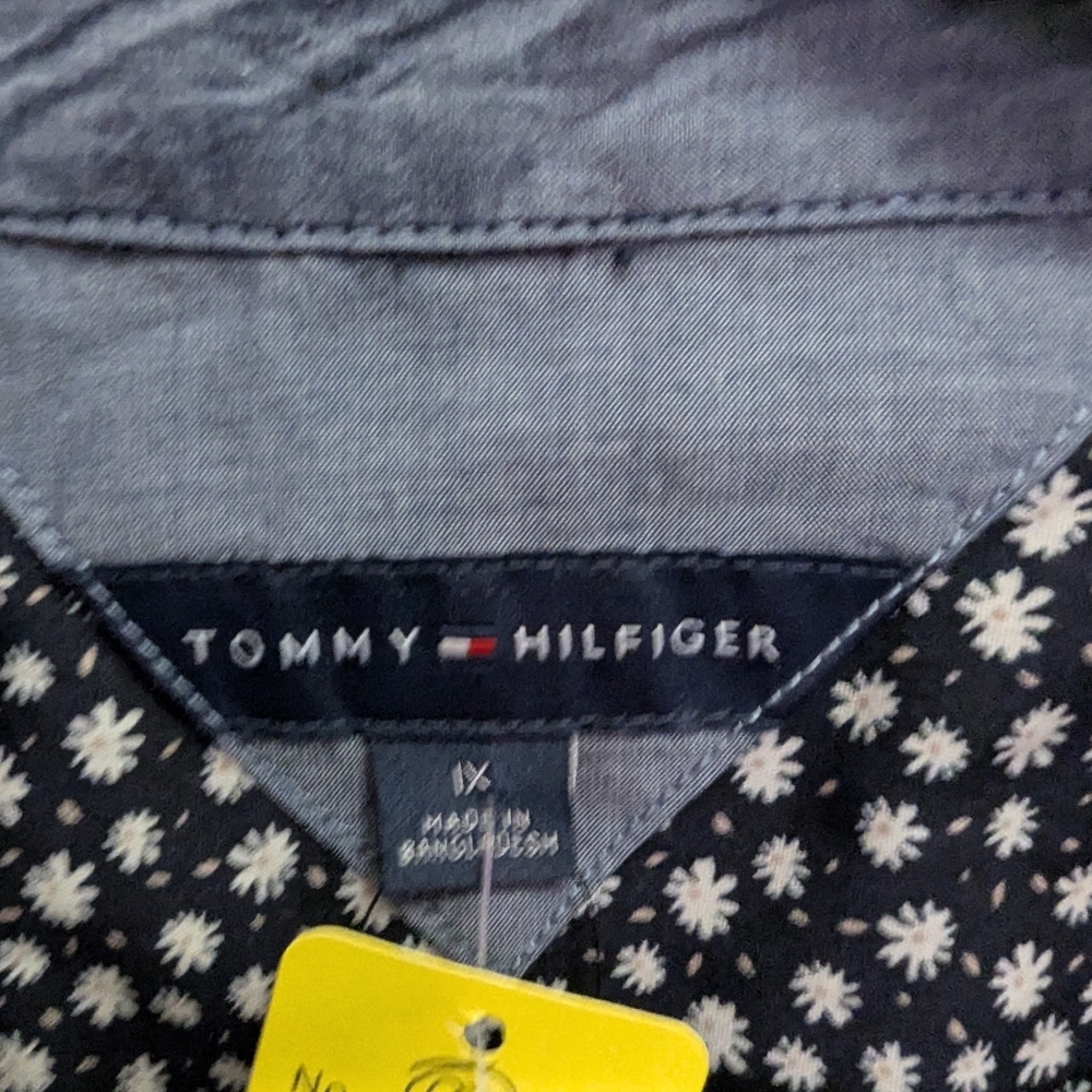 Daisy Button-Up Shirt By Tommy HilfigerTommy Hilfiger Women’s 1X Button D Sz 1XL - Picture 5 of 6